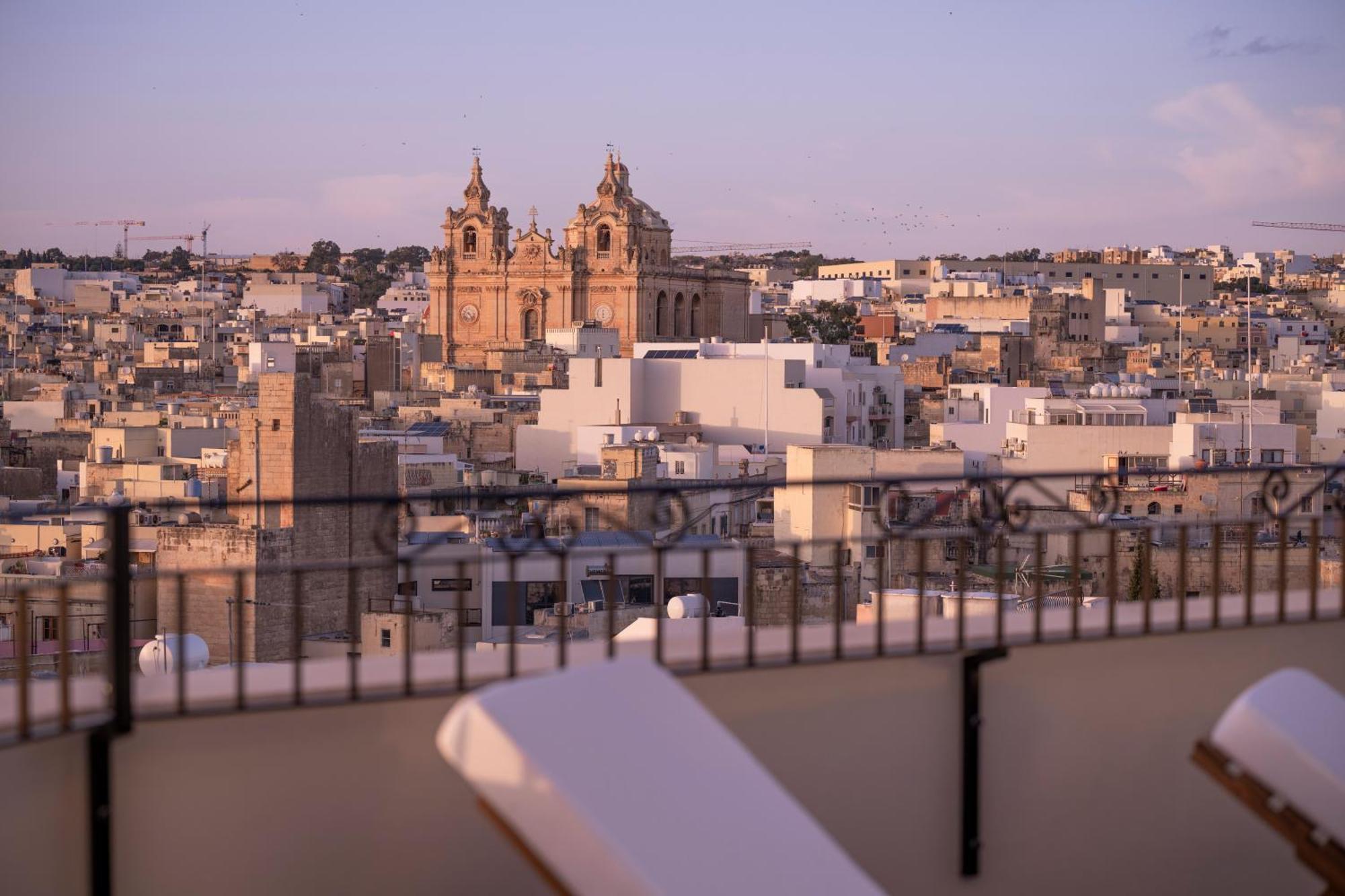 Royale Sainte Helene Boutique Hotel بيركيركارا المظهر الخارجي الصورة