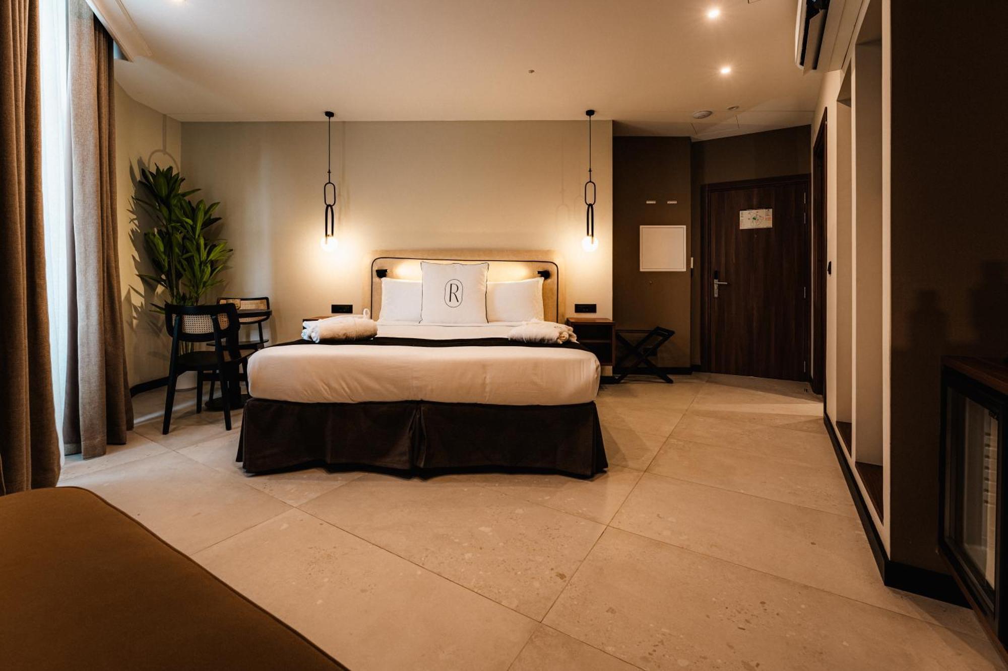 Royale Sainte Helene Boutique Hotel بيركيركارا المظهر الخارجي الصورة