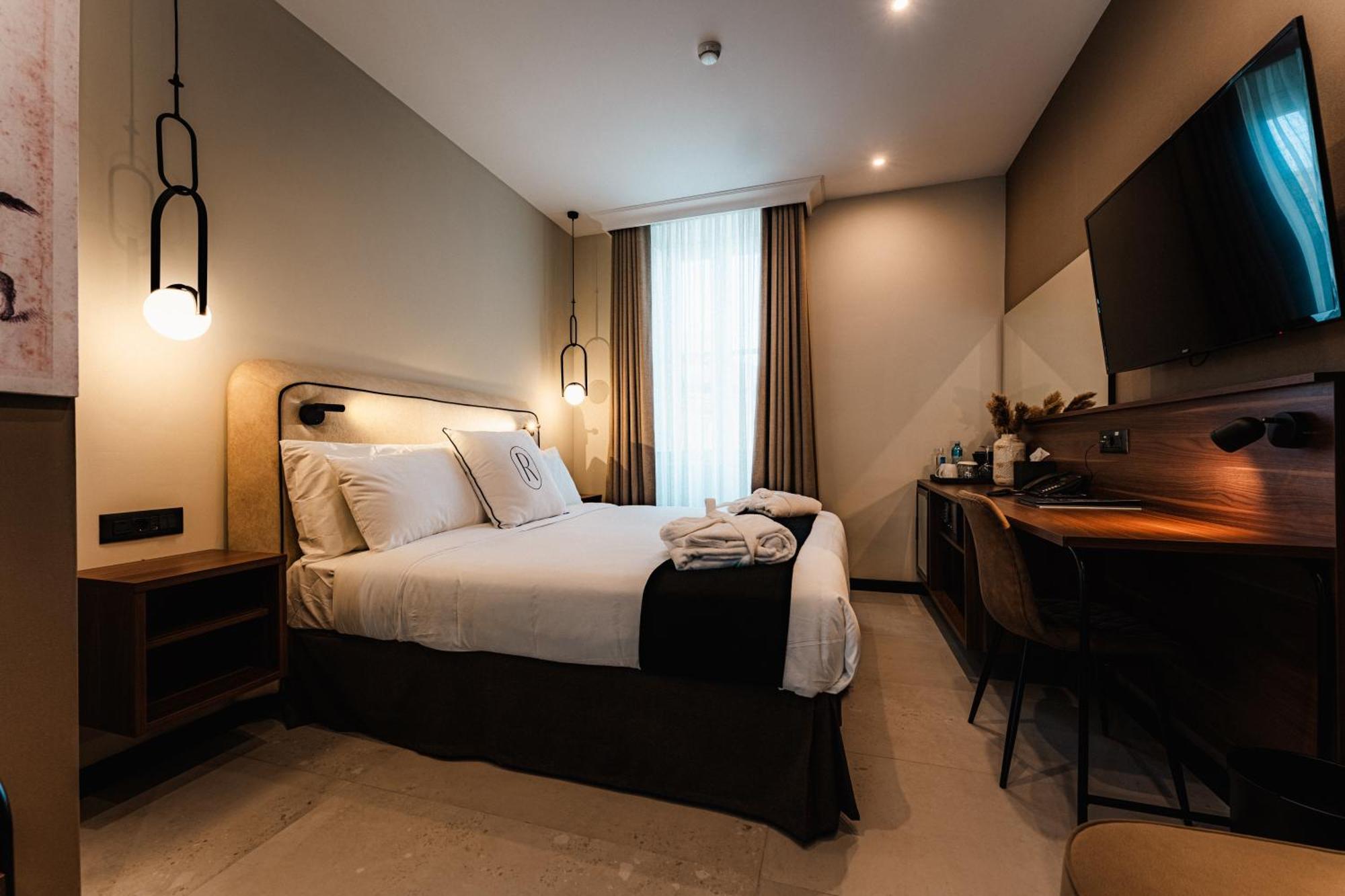 Royale Sainte Helene Boutique Hotel بيركيركارا المظهر الخارجي الصورة
