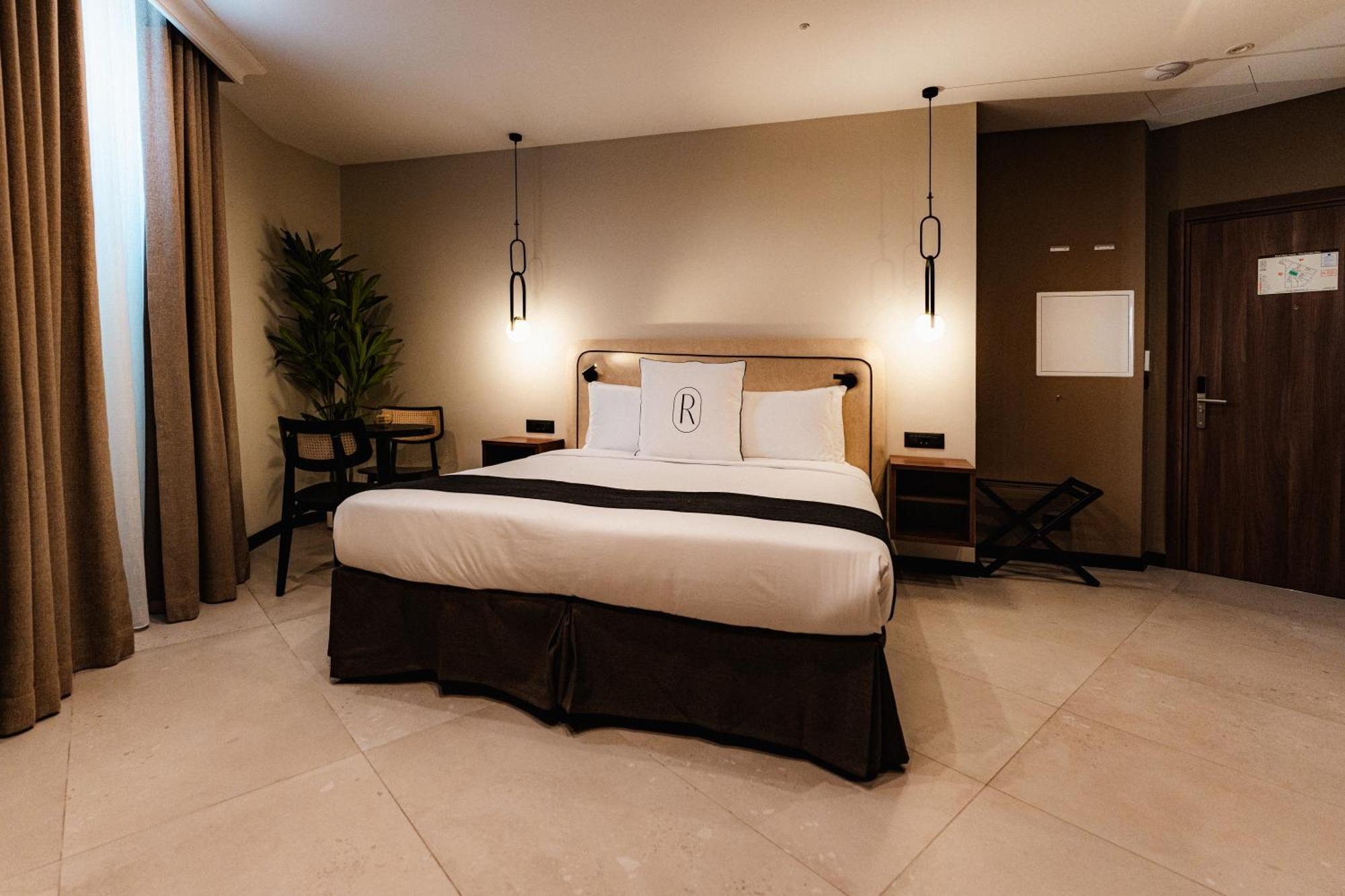 Royale Sainte Helene Boutique Hotel بيركيركارا المظهر الخارجي الصورة