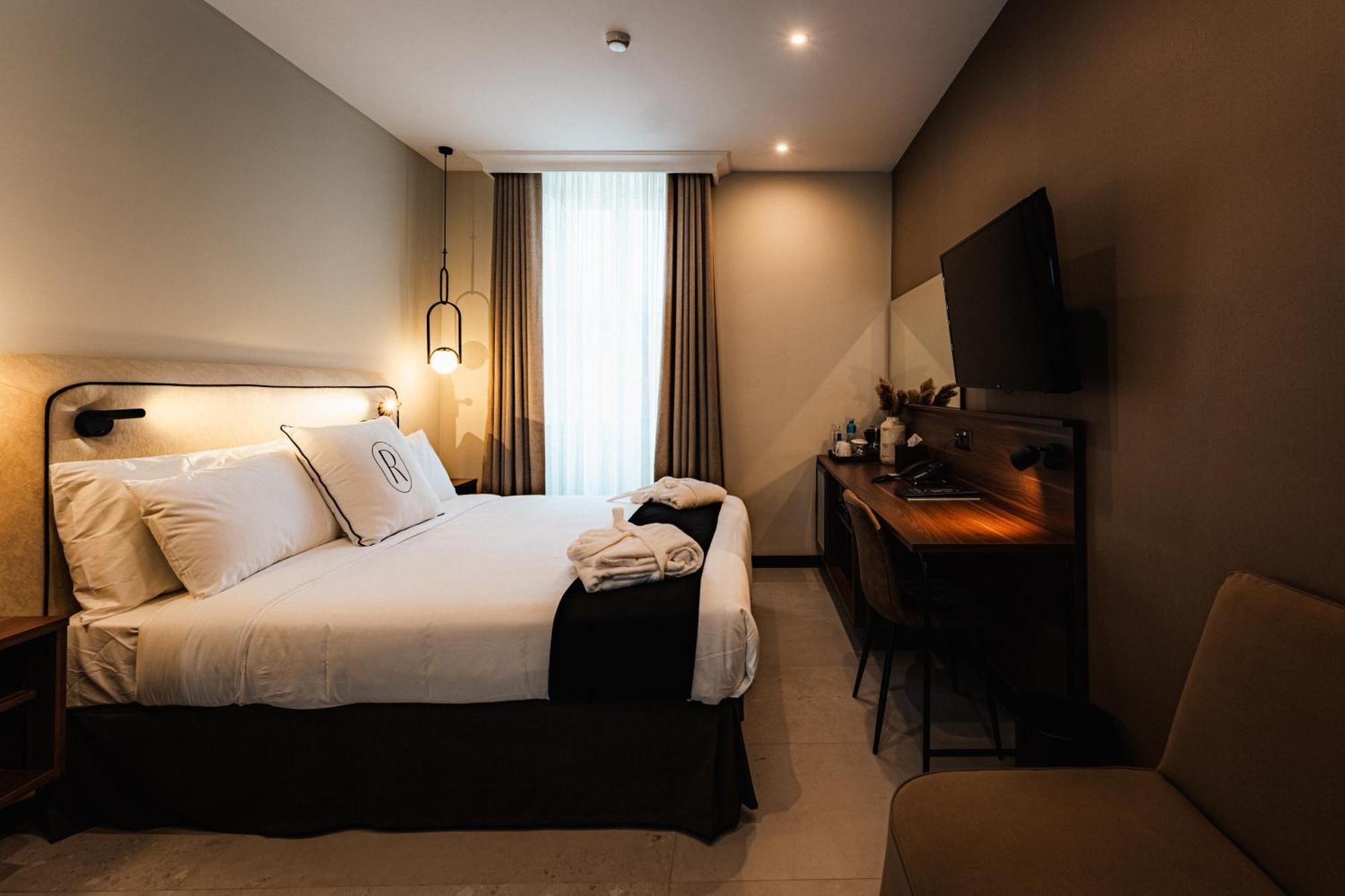 Royale Sainte Helene Boutique Hotel بيركيركارا المظهر الخارجي الصورة